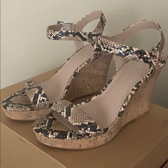 Snakeskin style Wedges - brand new - Picture 1 of 3